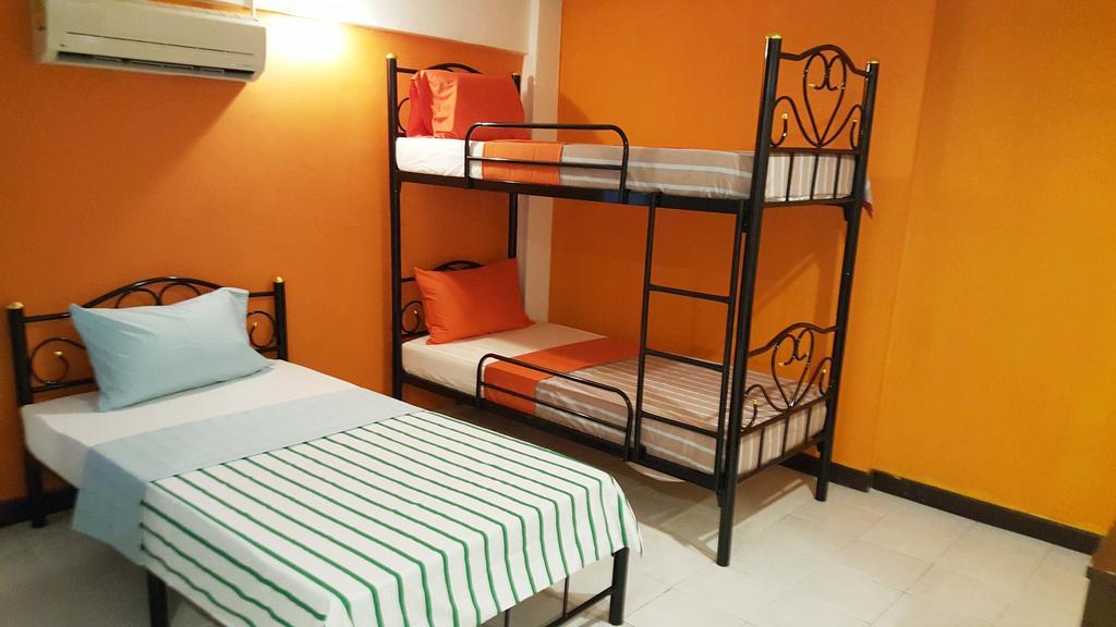 Mr.Sea In Bangkok Hostel Luaran gambar