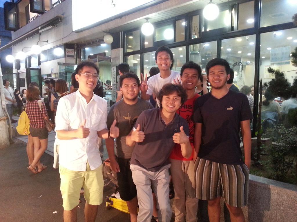 Mr.Sea In Bangkok Hostel Luaran gambar